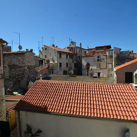 Urban And Upscale Homes Old Town Rovinj